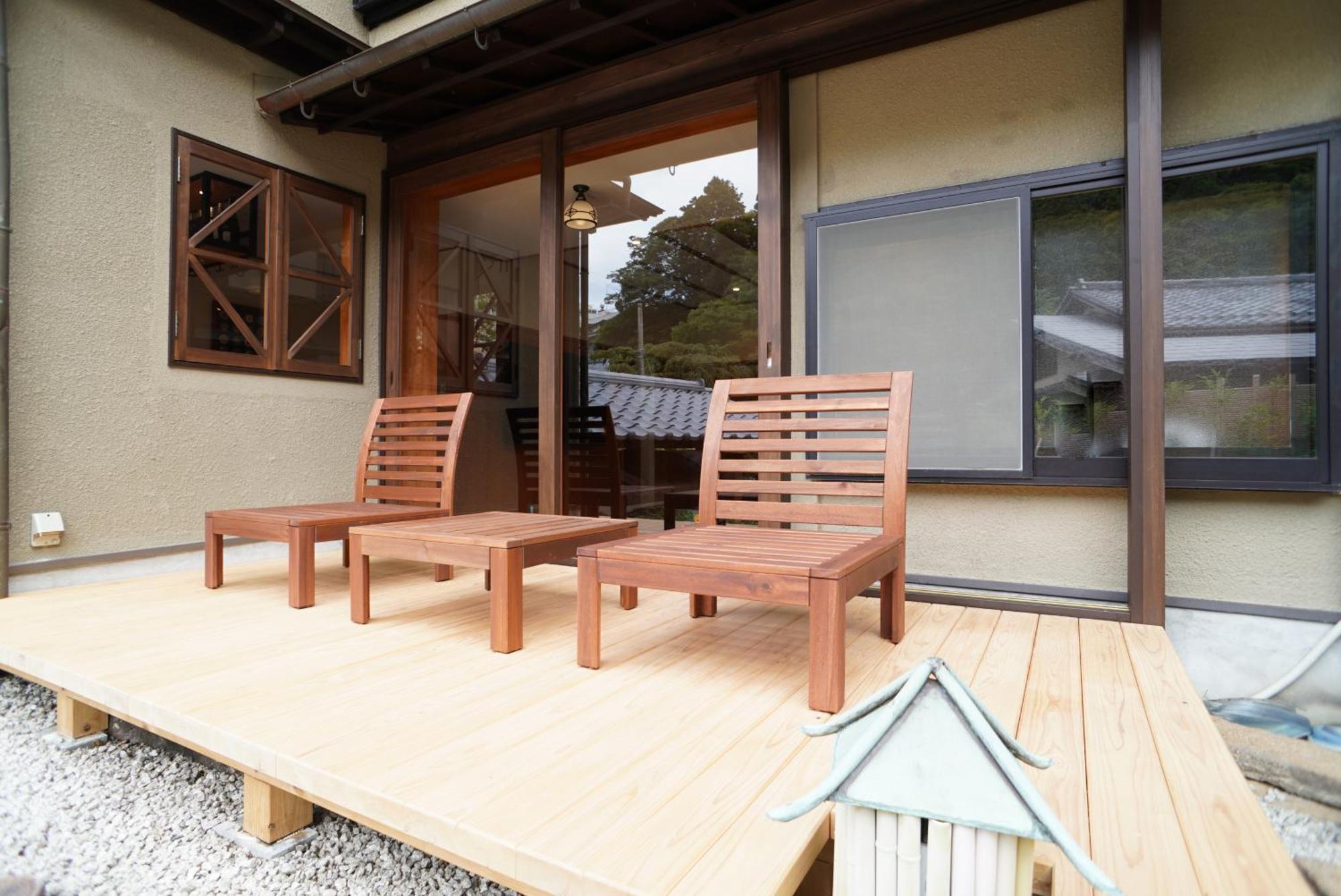 Arima Onsen Tocen Goshobo Otel Kobe Oda fotoğraf A traditional Japanese veranda